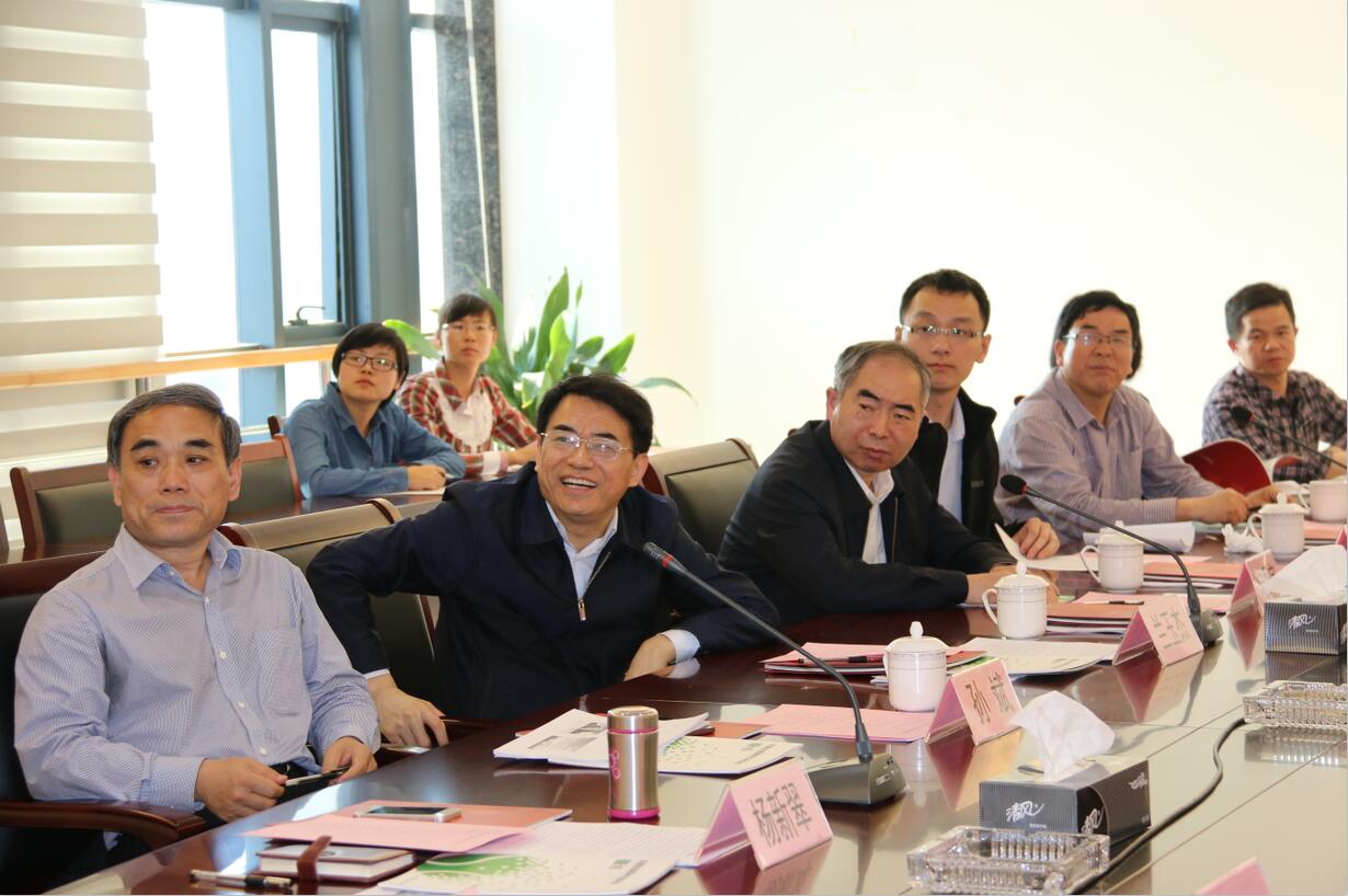 华人策略最新地址