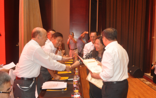 华人策略最新地址