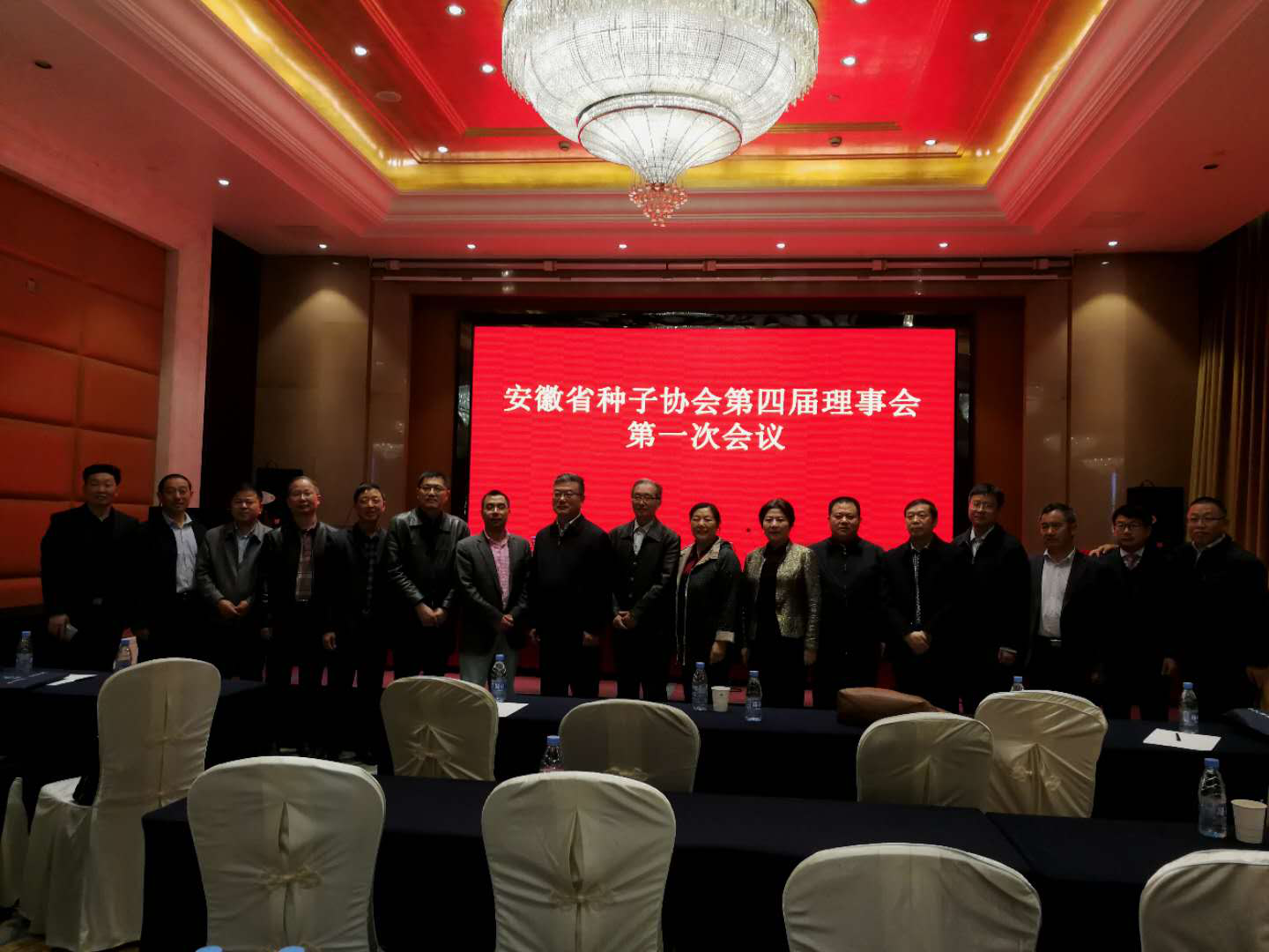 华人策略最新地址