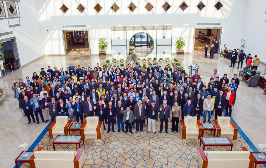 华人策略最新地址