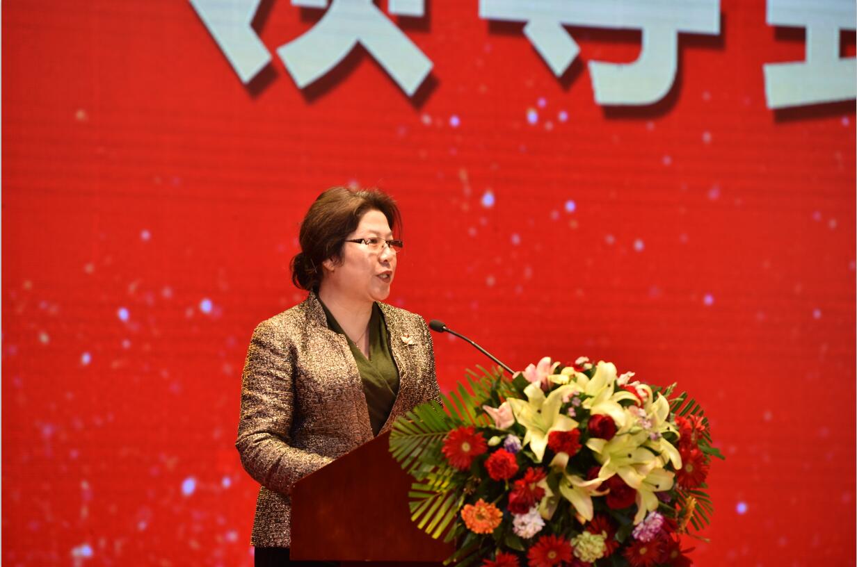 华人策略最新地址