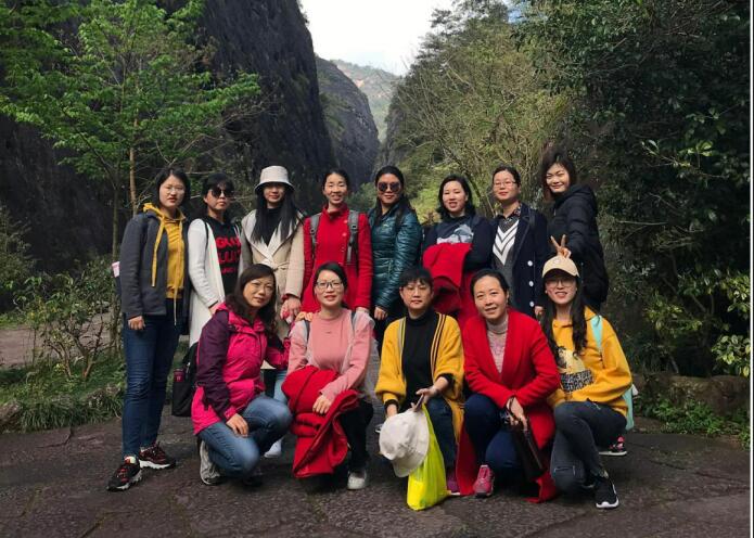 华人策略最新地址