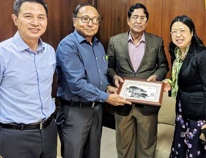 华人策略最新地址