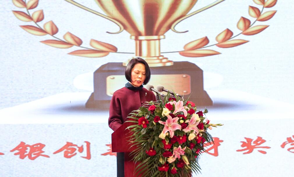 华人策略最新地址